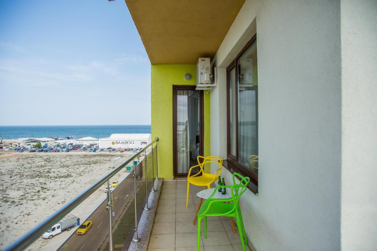 Bella Vista Summerland Mamaia Exterior foto