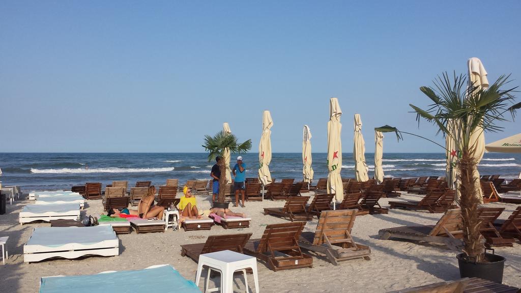 Bella Vista Summerland Mamaia Exterior foto